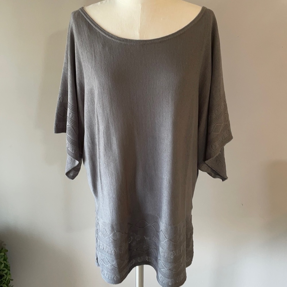 ASHLEY STEWART women’s PLUS SIZE KNIT LIGHT SWEATER w/ DOMAN SLEEVES SIZE 18/20